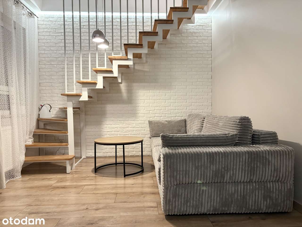 Nowoczesne 6-pokojowe mieszkanie z tarasem,2 poziomowe, garaż-0