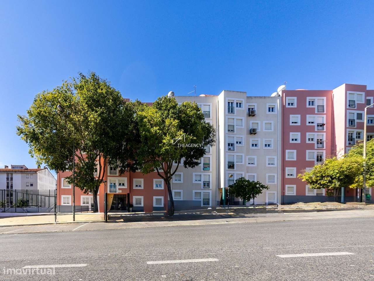 T2 - PARA REMODELAR | BAIRRO DA FLAMENGA - EM FRENTE NOVO HOSPITAL LIS - Grande imagem: 2/21