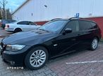 BMW Seria 3 320i - 3