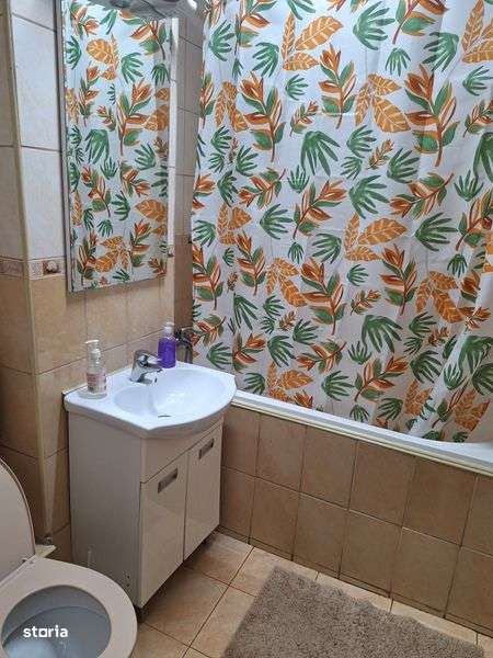 Apartament 3 camere vanzare Zarnesti - Imagine principală: 4/5