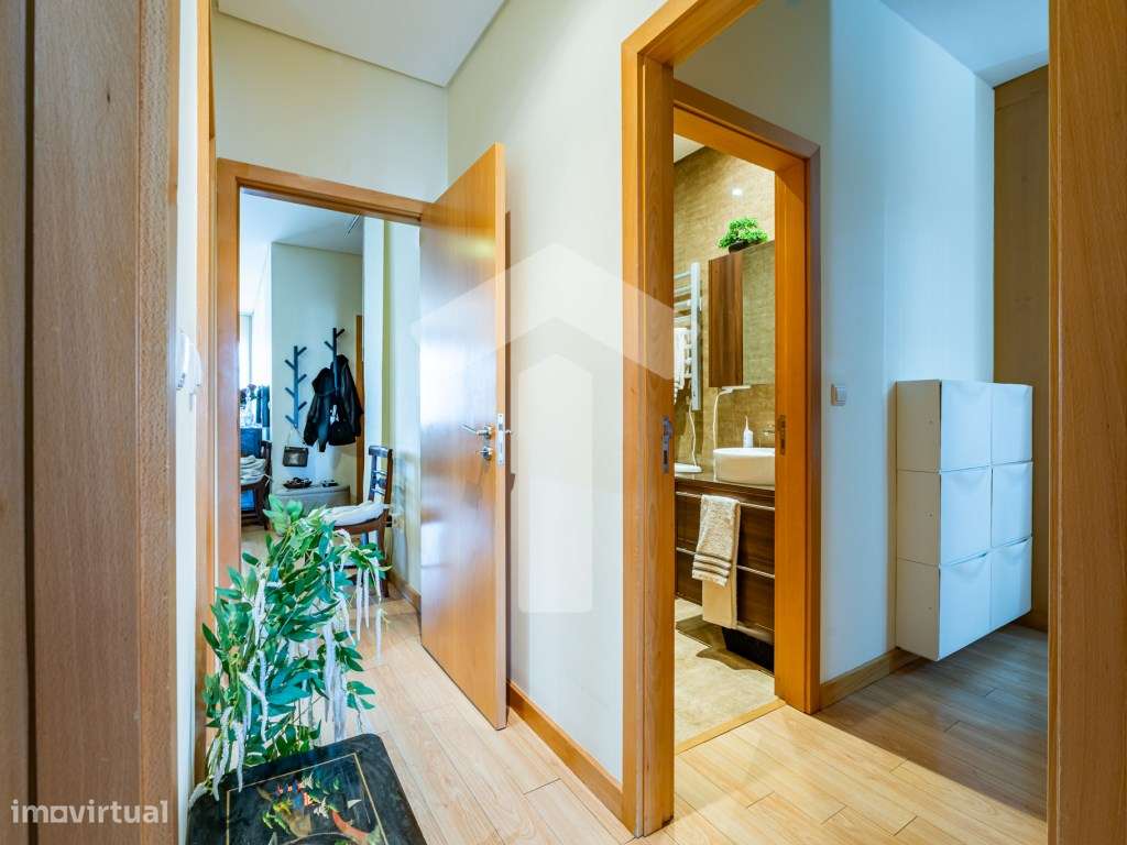 Apartamento T3 Luminoso com Varandas e Marquise no Bonfim - Junto a...-11