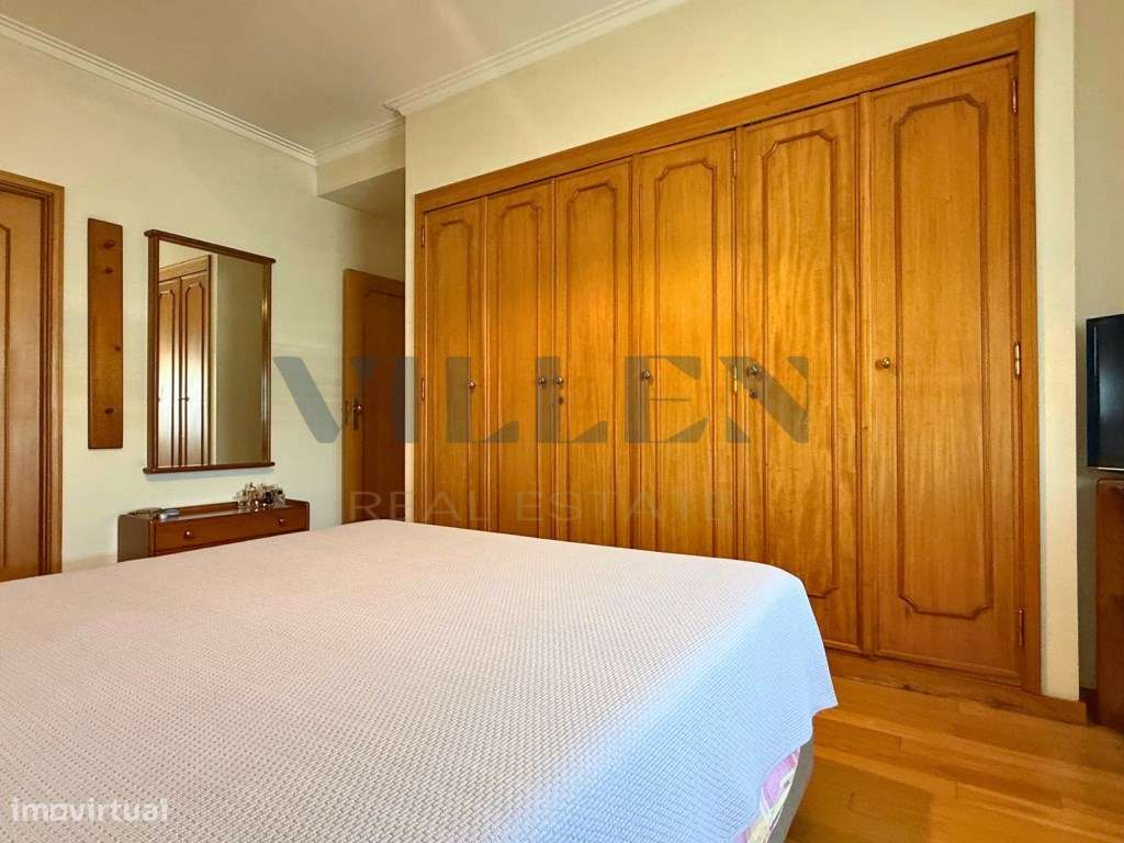 Apartamento T3 no Centro da Trofa com Garagem-15