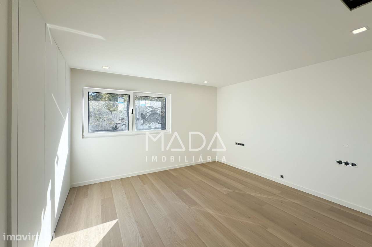 Moradia, 204 m², Lanhoso-20