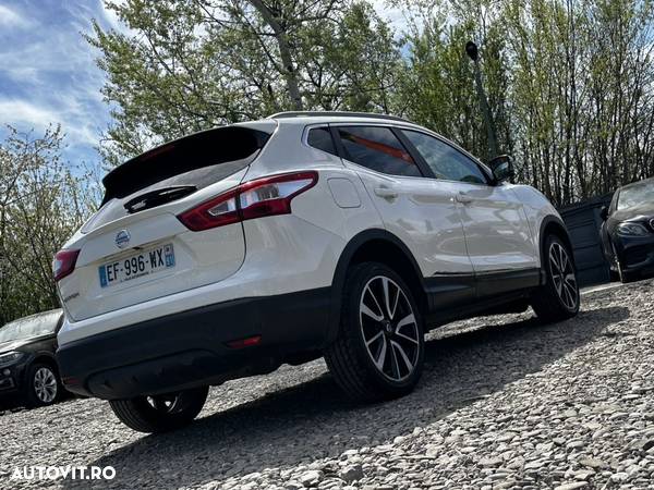 Nissan Qashqai 1.6 DCi Xtronic TEKNA+ - 28