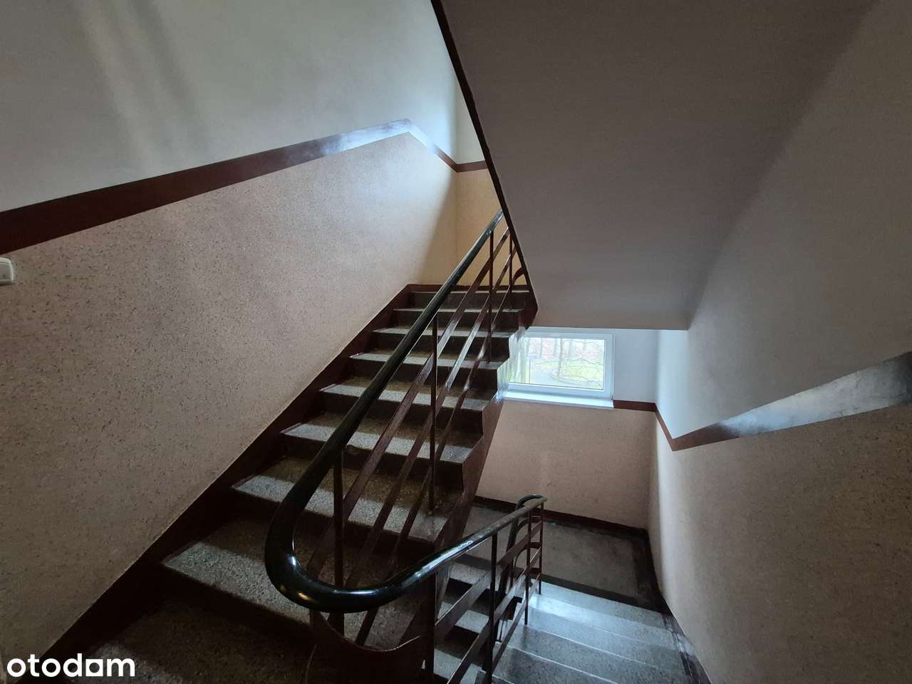 Przestronne 2 pokoje gotowe do zamieszkania-13