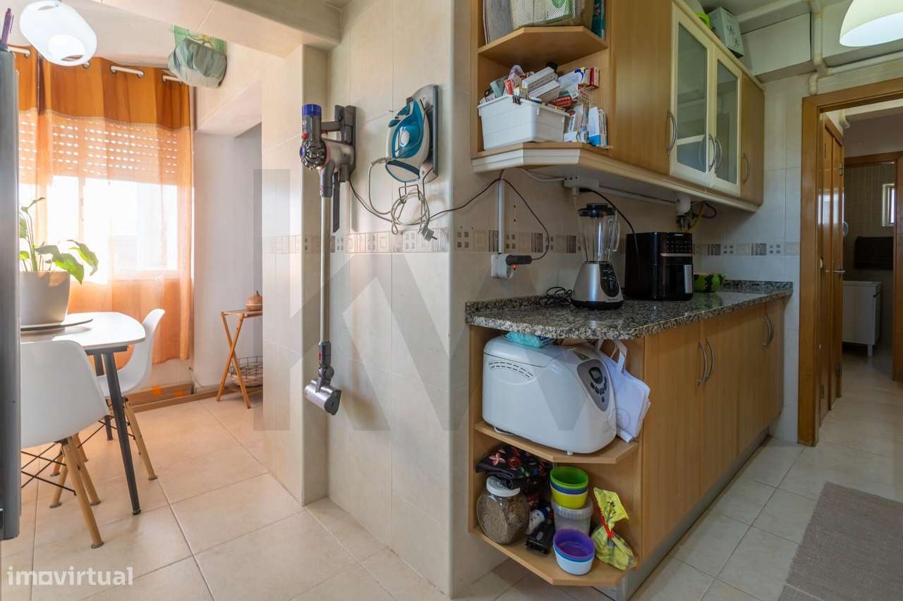Apartamento T3 no Centro da Moita, Setúbal-10