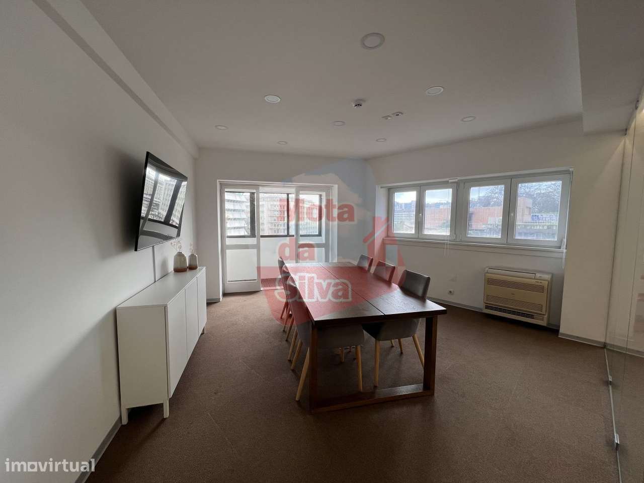 Excelente Escritorio em Lisboa no Marques de Pombal - Grande imagem: 4/17