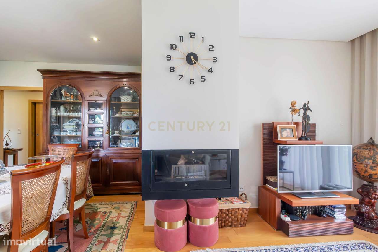 Apartamento T2 em Oliveira do Douro, Vila Nova de Gaia-14