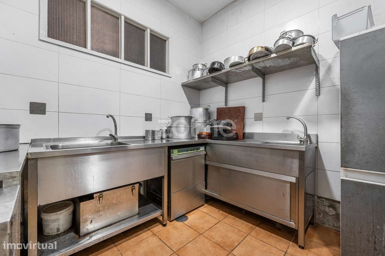 Restaurante totalmente equipado para trespasse - Alfena, Valongo - Grande imagem: 4/17