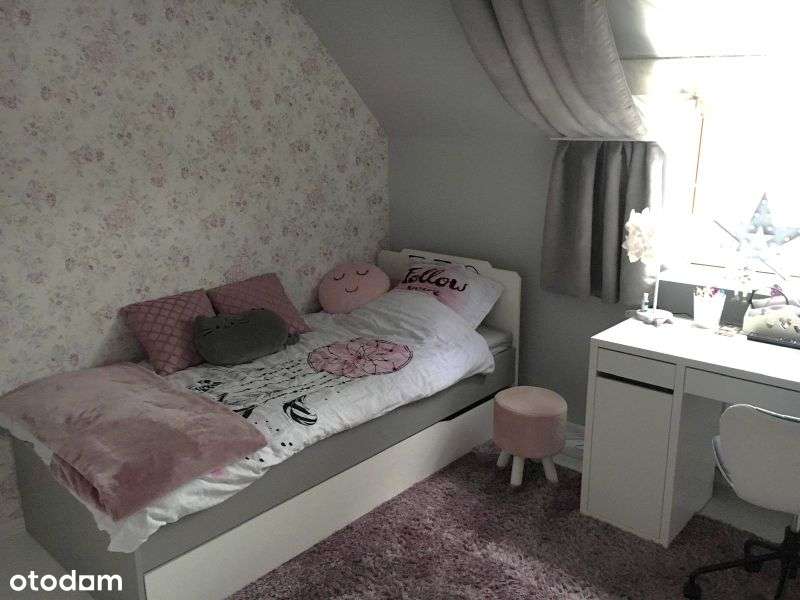 Dwupoziomowy apartament z dużym tarasem i miejscem postojowym.-9