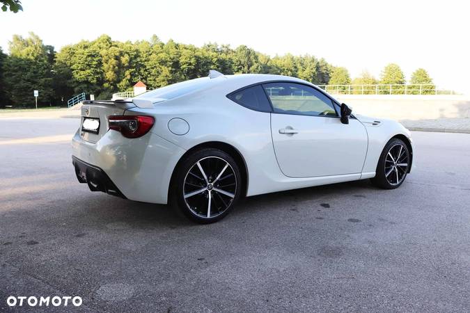 Toyota GT86 Pure - 6