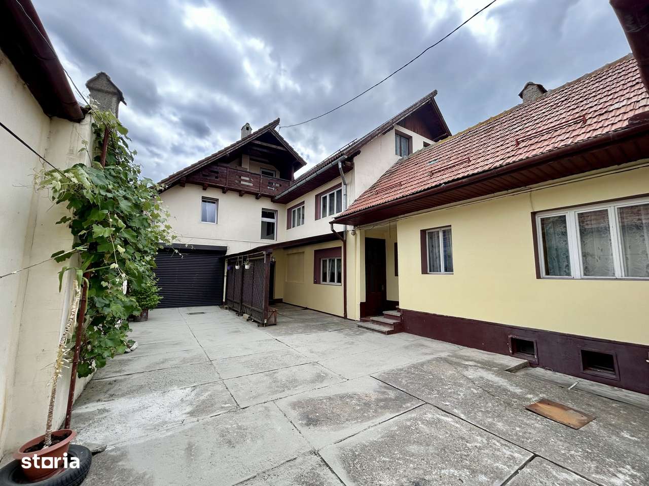 Inchiriere spatiu birouri Zarnesti | 21 de camere | Suprafata 450 mp - Imagine principală: 4/20