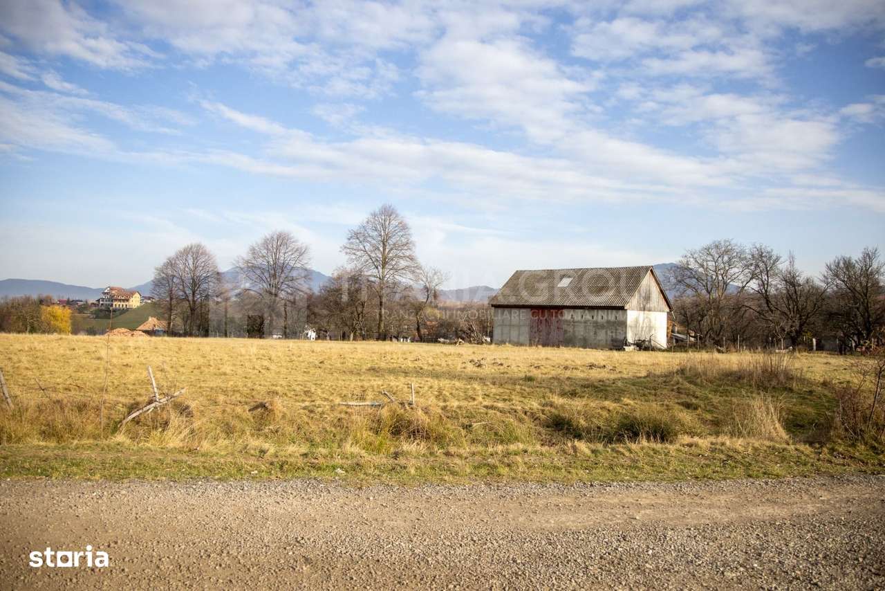 Teren intravilan parcelabil, priveliște spre munți, Sohodol, Bran-14