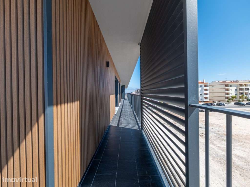 Apartamento T3 Moderno com Varanda e Churrasqueira - Praia de Santa...-16