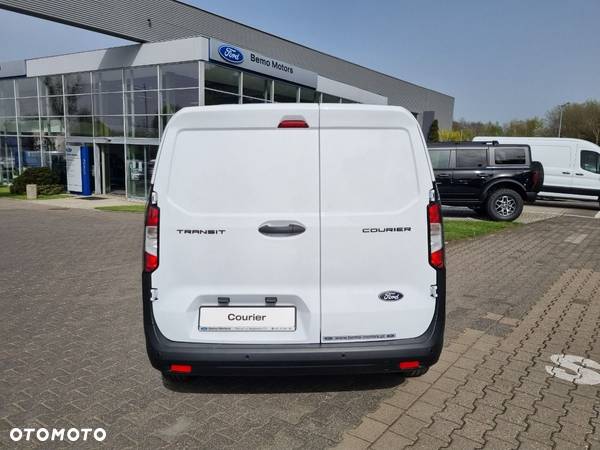 Ford Transit Courier - 10