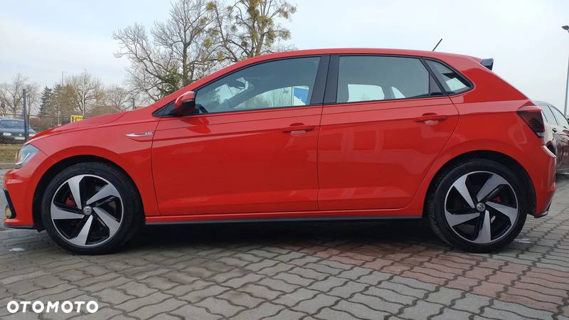 Volkswagen Polo 2.0 TSI DSG GTI - 10