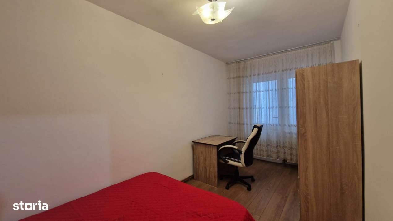 Apartament 3 camere, decomandat, 76mp, 1 Mai, zona Sara - Imagine principală: 5/11
