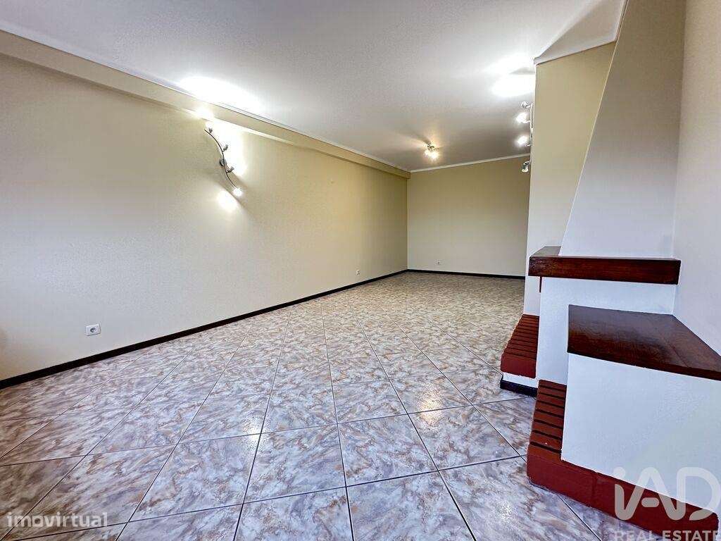 Apartamento T3 em Arcozelo - Grande imagem: 3/39