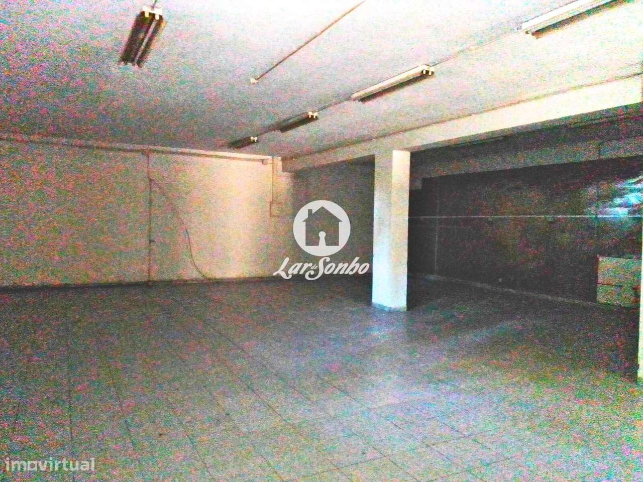 Armazém em Barcelos - Grande imagem: 2/26