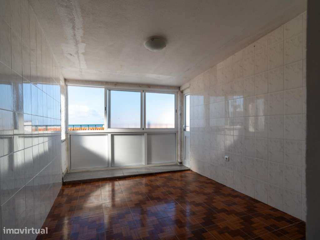 Apartamento T2+1 com Vista Mar a 2 passos da praia da Nazaré-34
