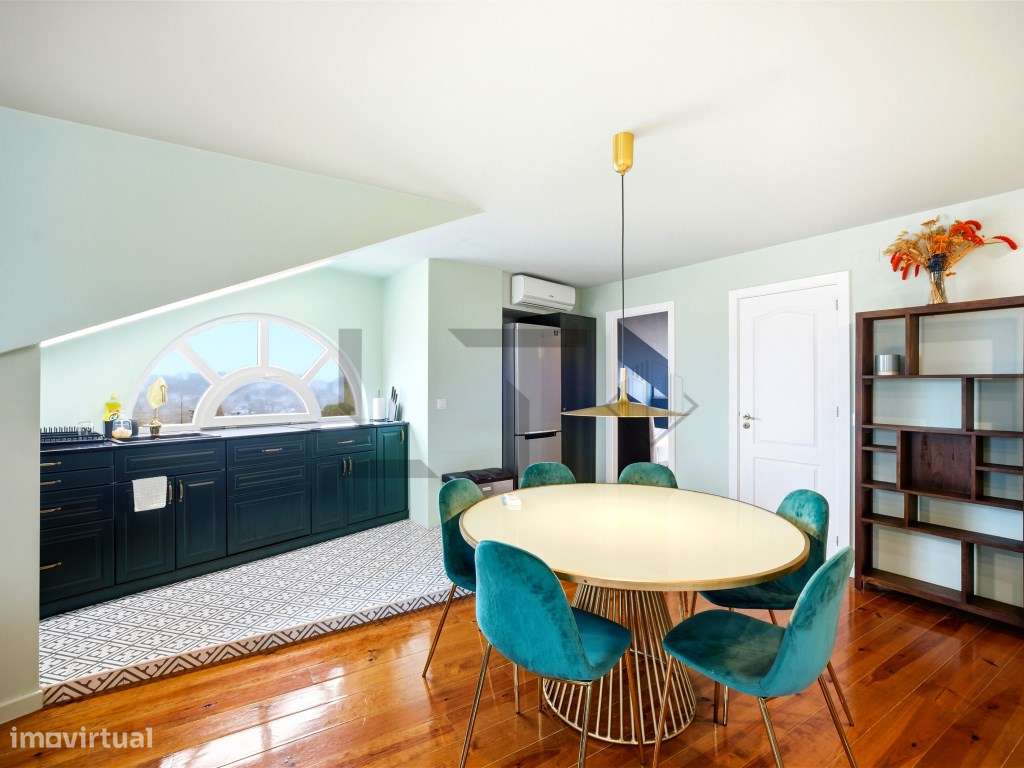 Fantástico Apartamento T2 Remodelado e Mobilado com Vistas Panorâmi... - Grande imagem: 5/12