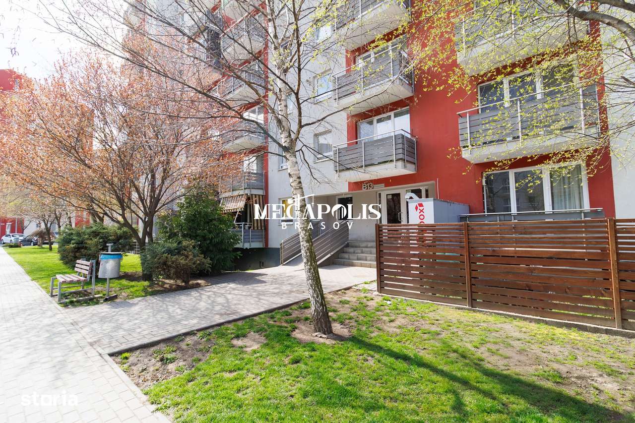 2 Camere Decomandat / Parcare / Boxa-0