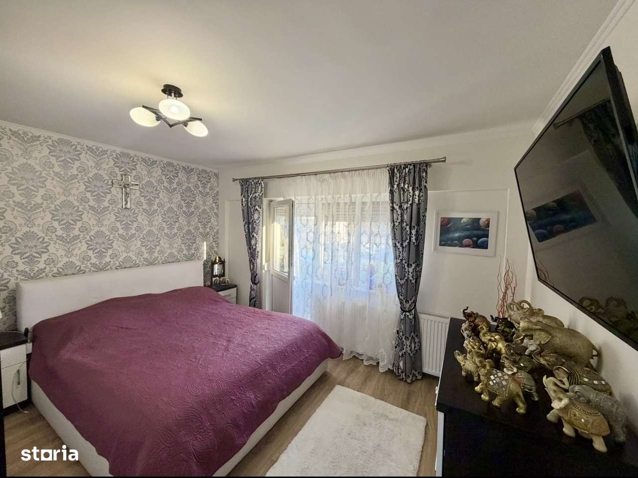 Apartament 4 camere, Carpati II, str Alecu Russo-1
