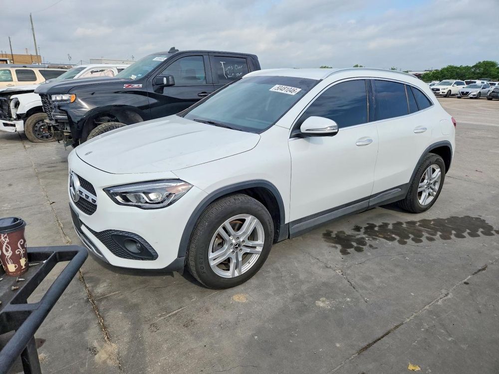 Mercedes-Benz GLA 250 4-Matic AMG Line 2021