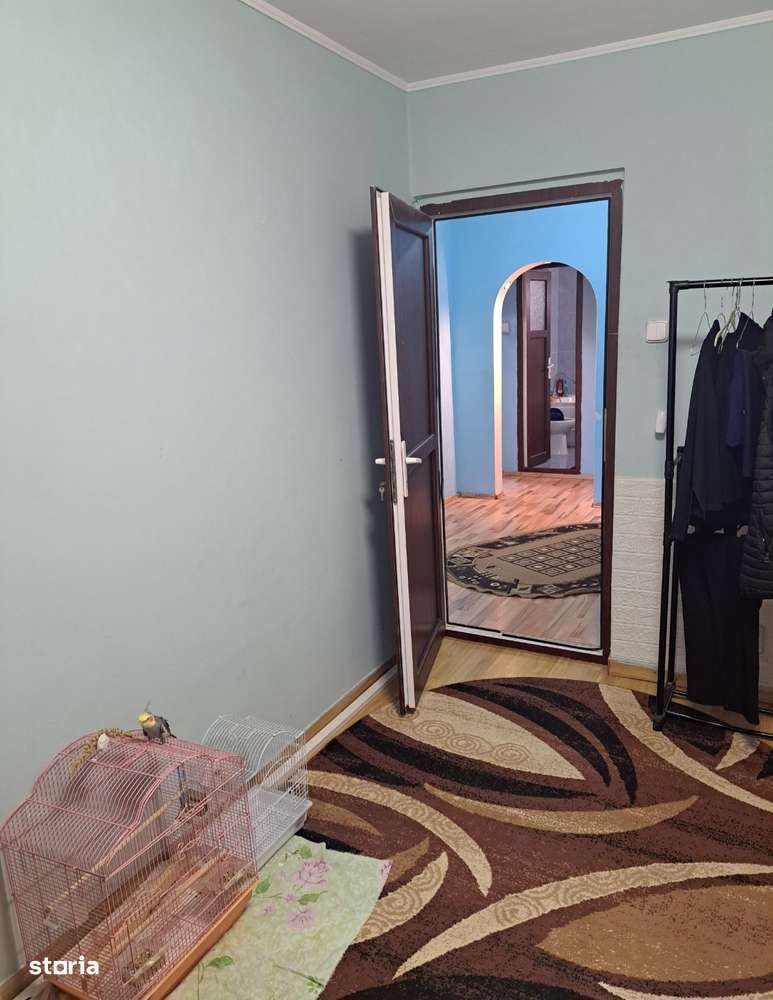 Apartament cu 4 camere, balcon și lift în Rahova-10