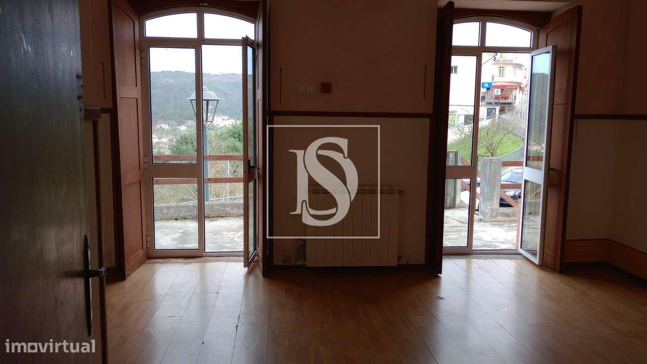 Prédio >=T10 Venda em Penacova,Penacova - Grande imagem: 2/26