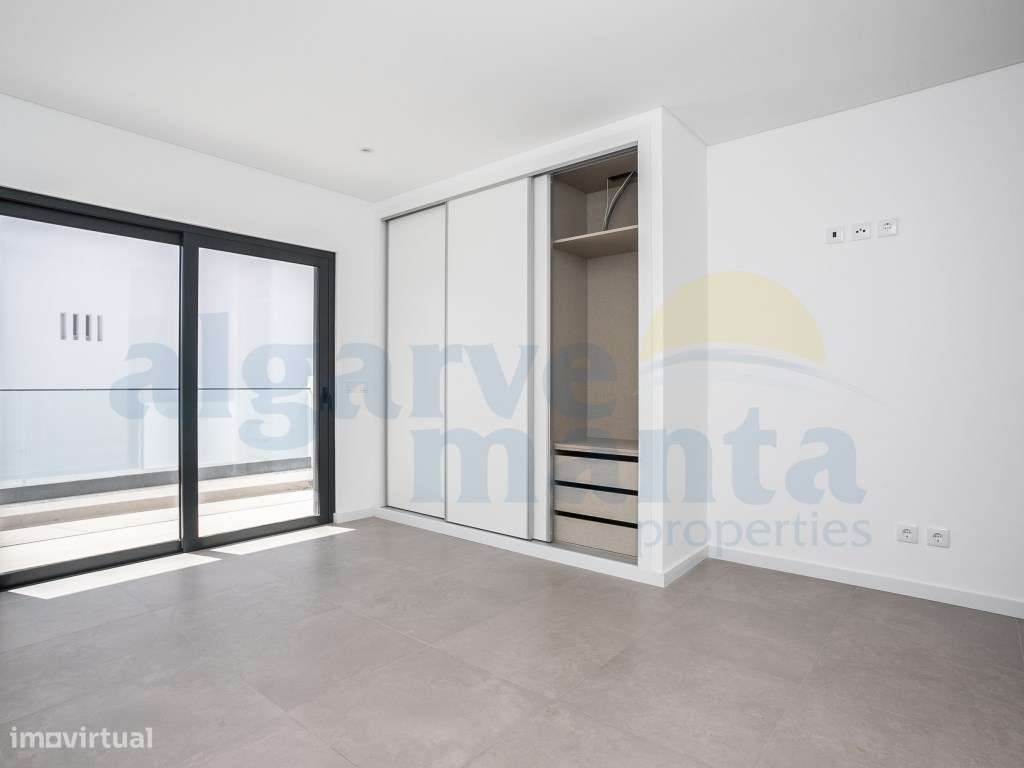 Exclusiva Moradia T4 de Luxo à Beira-Mar com Piscina Privada, Estac...-27