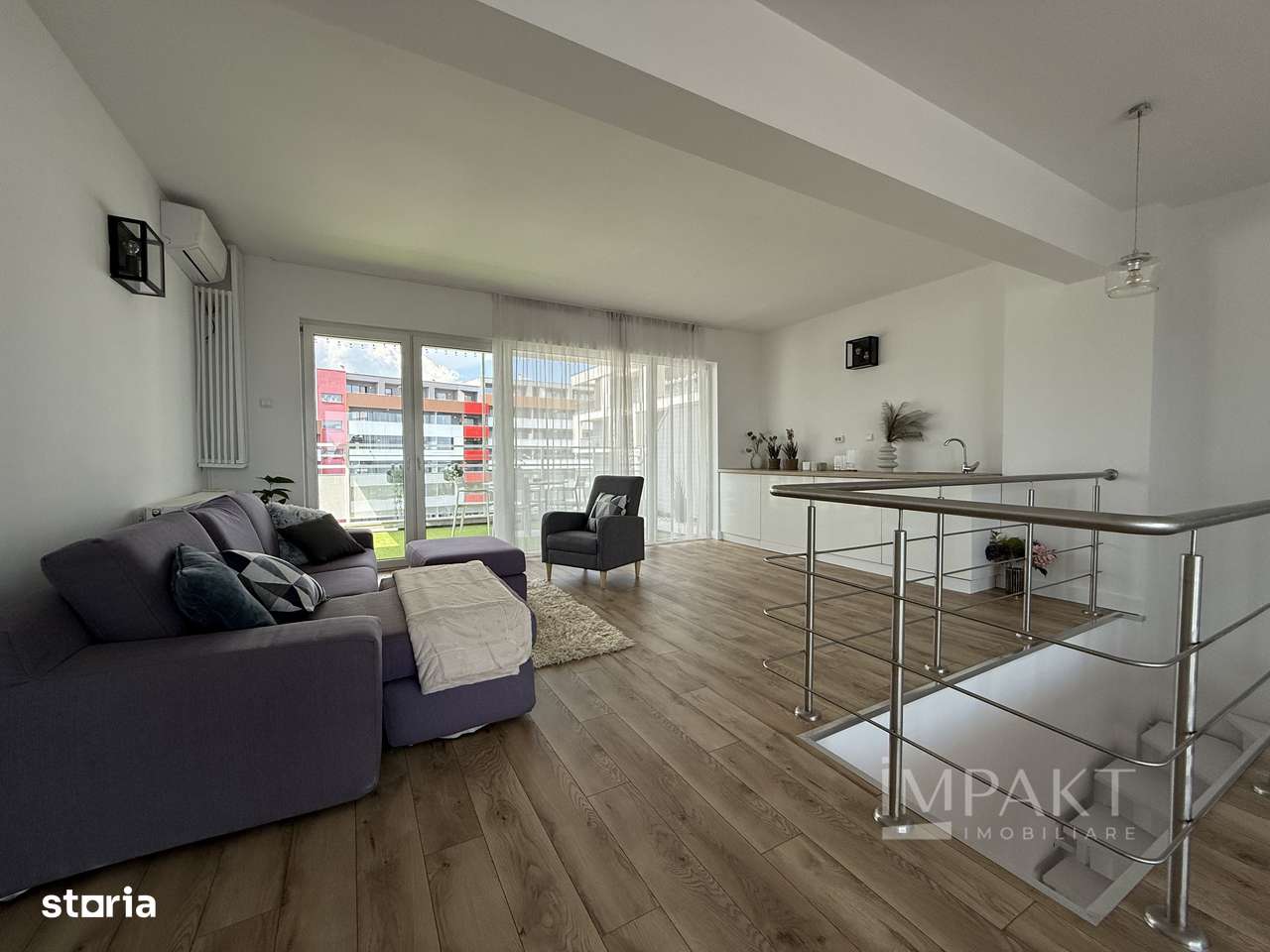 Penthouse pe doua niveluri cu 5 camere in cartierul Buna Ziua! - Imagine principală: 5/16