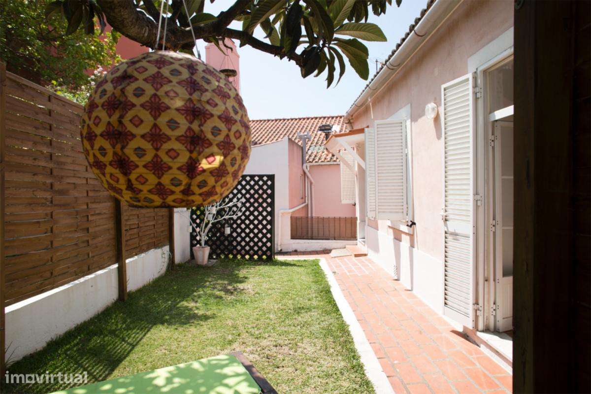 Casa com 2 quartos - localizado em Linda-a-Velha Lisbon - Grande imagem: 2/8