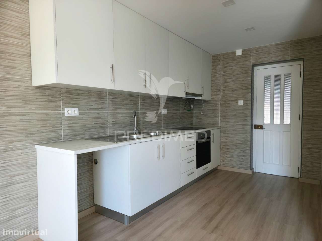 Moradia T3 + Restaurante, Próximo de Caldas da Rainha e Salir do Porto - Grande imagem: 3/35