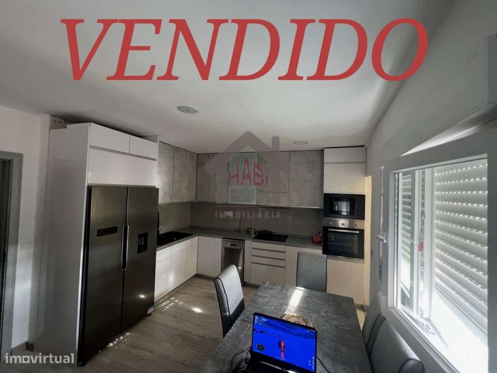 Excelente Andar Moradia ,Com Logradouro - Grande imagem: 1/28