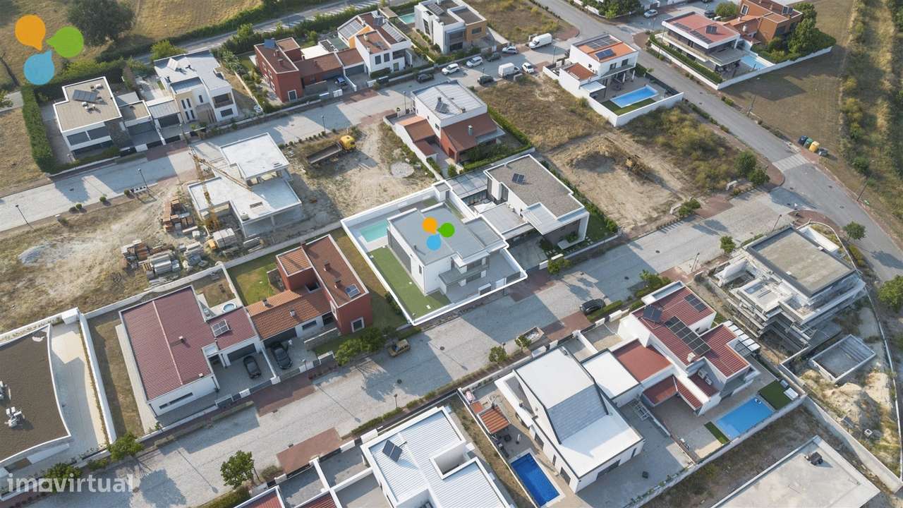 Moradia Isolada T4 Nova | Quinta da Ponte da Terra-42