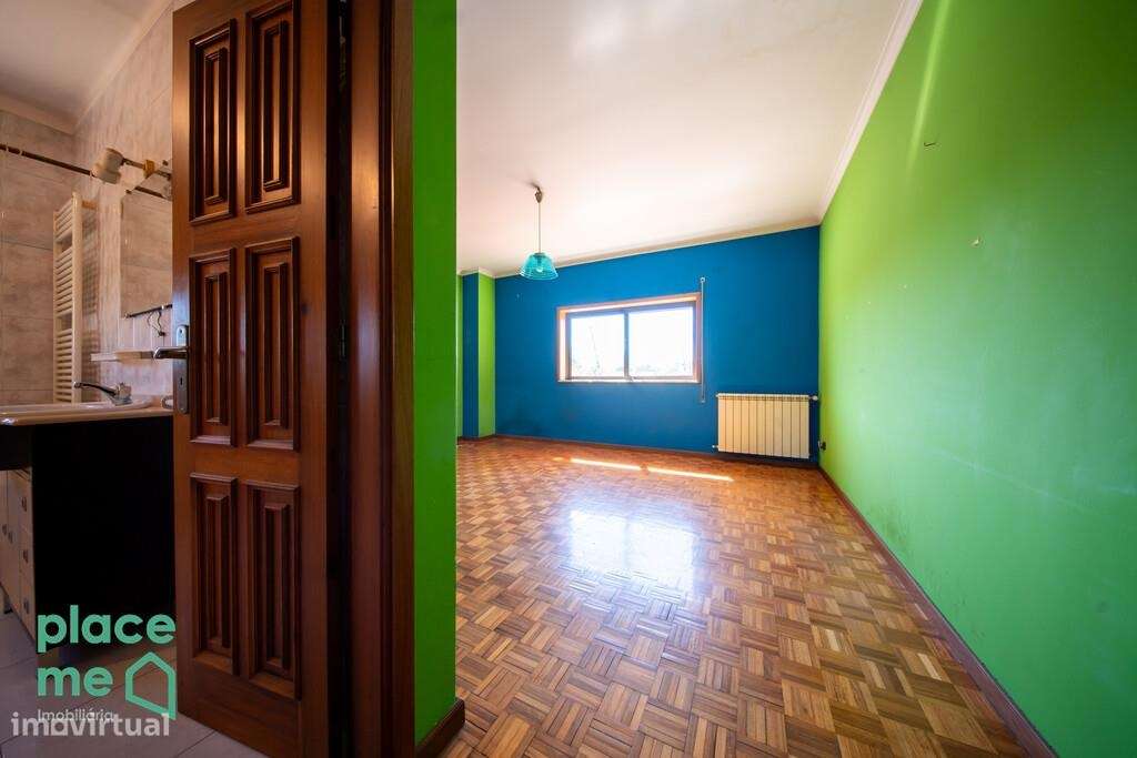 Moradia Individual com mais de 900m2 em Palmeira, Braga-18