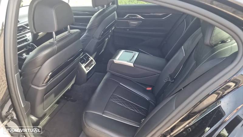 BMW 730 d xDrive Pack M - 19