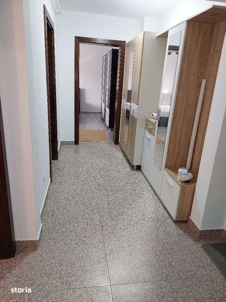 Apartament cu doua camere de inchiriat - Imagine principală: 5/8