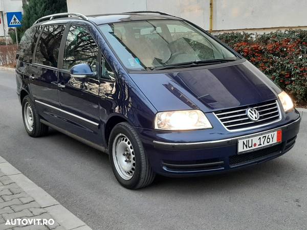 Volkswagen Sharan 2.0 TDI Comfortline - 1