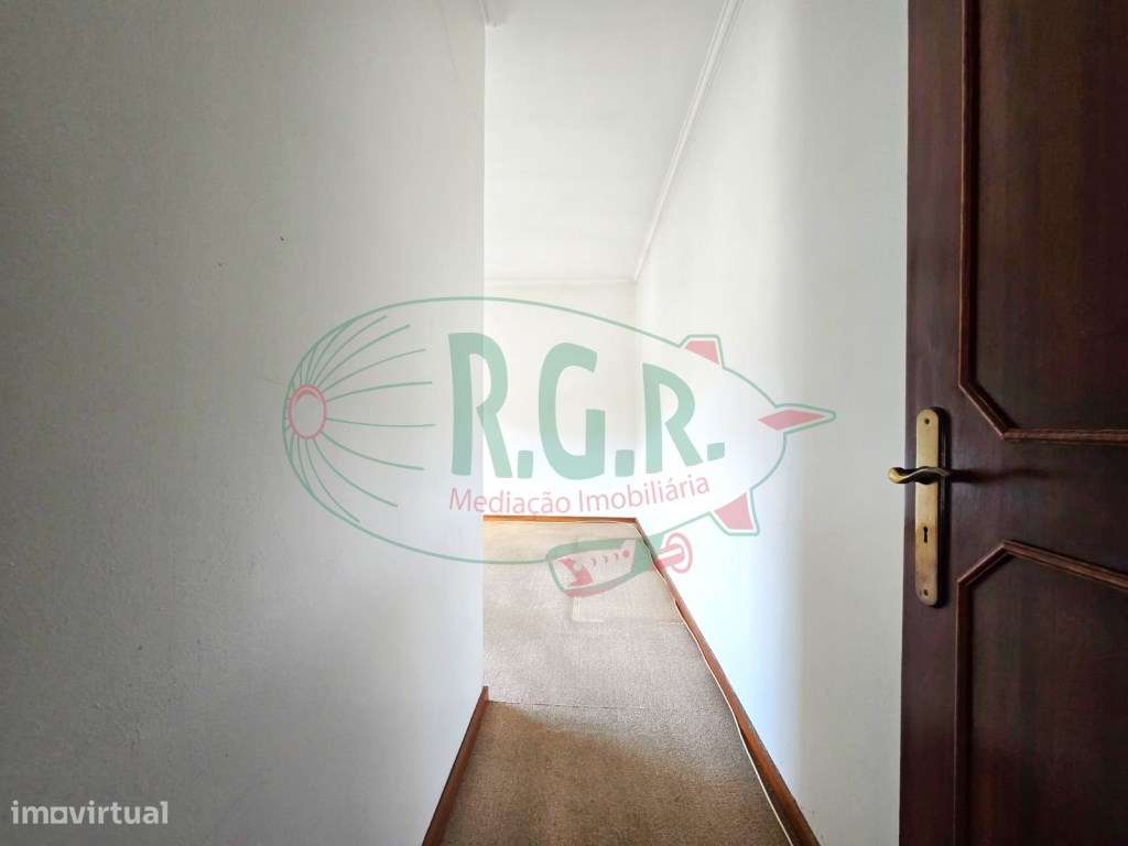 T3 de 3 Frentes | Próximo Estação Comboios Rio Tinto-21