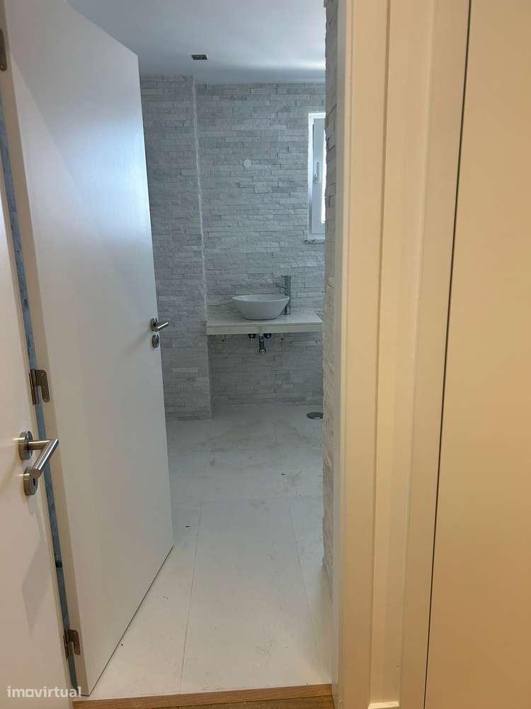 T3 +1 Duplex NOVO no Empreendimento Varandas do Pinheiro-27