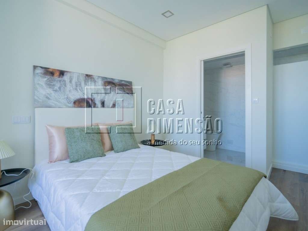 Apartamento T3 com Varanda em Benfica - Totalmente Mobilado e Pront...-58