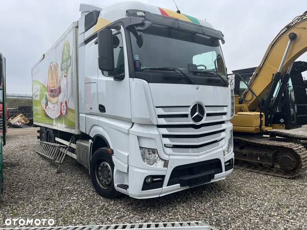 Mercedes-Benz 2540 ACTROS - 1