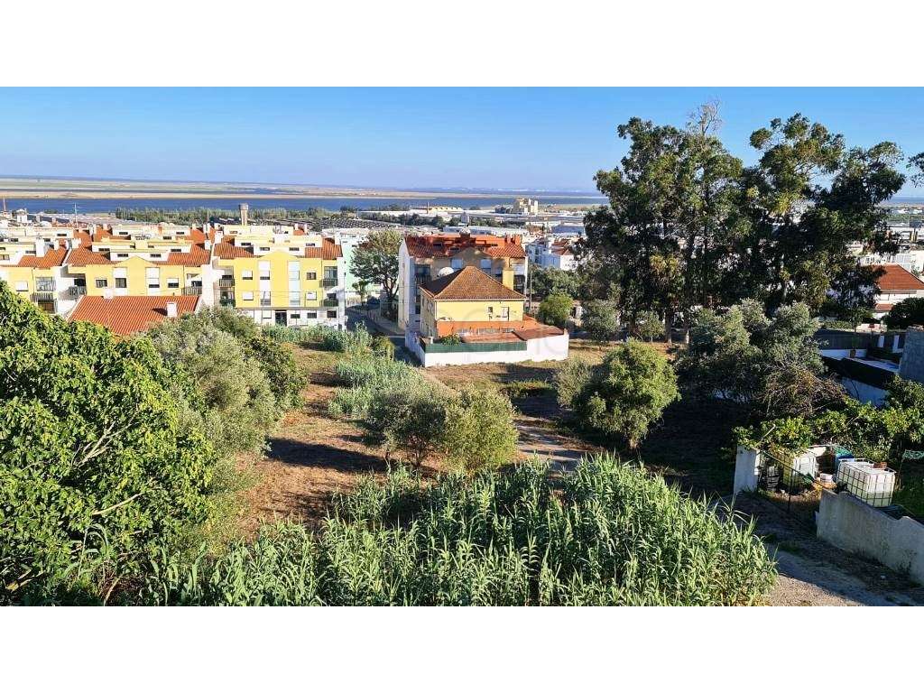 Terreno de 2455m2 com PIP para construção de prédio com 4 apartamen...-5