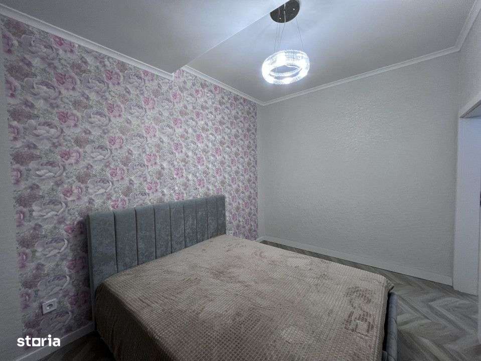 Apartament de 3 camere , Eroilor , blocurile albe - Imagine principală: 4/11