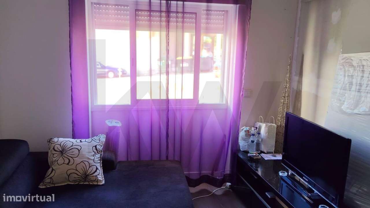 Apartamento T2 remodelado no Lavradio, Barreiro, Setúbal-9