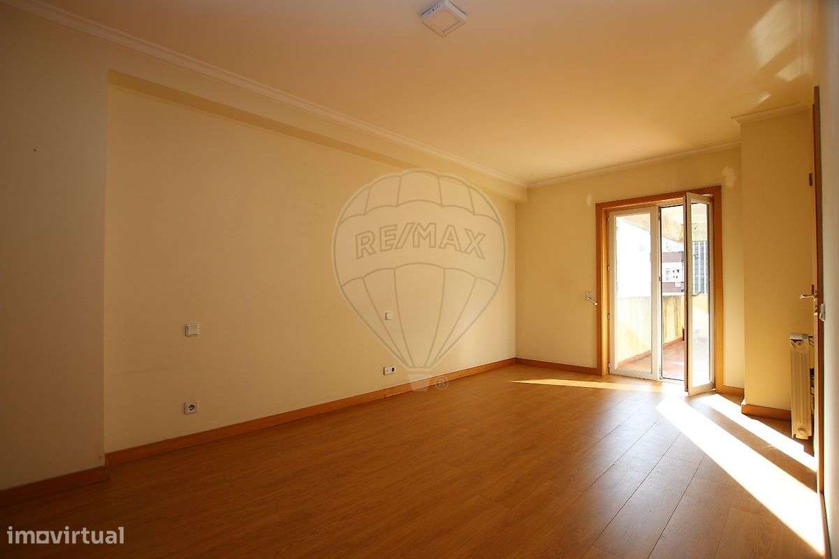 Apartamento T2 para arrendamento - Grande imagem: 3/12