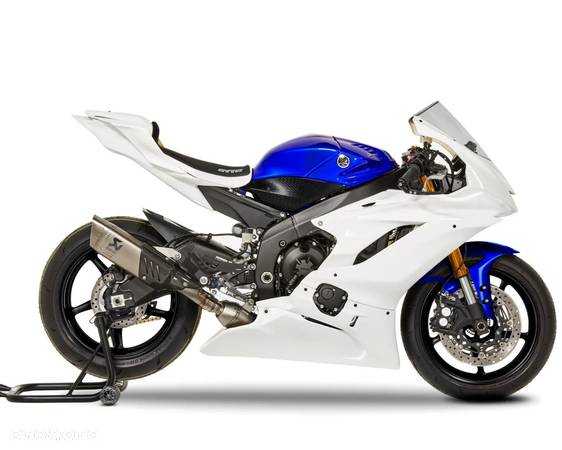 Yamaha R6 - 4