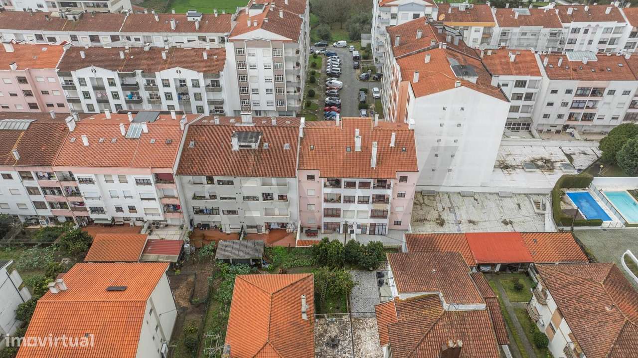 Apartamento T3 (Rés do Chão) com terraço privativo - Meadela, Viana do - Grande imagem: 5/30